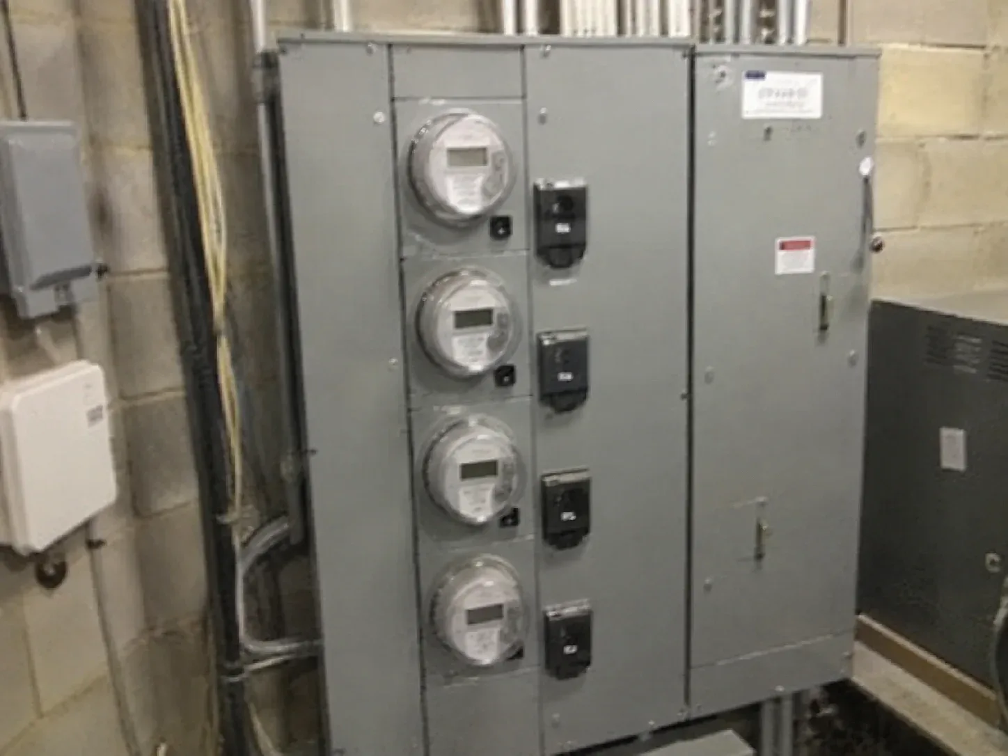 Commercial electrical work in Hamilton
